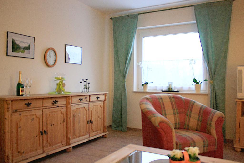Ferienwohnung Anna 베르멜스키르헨 객실 사진
